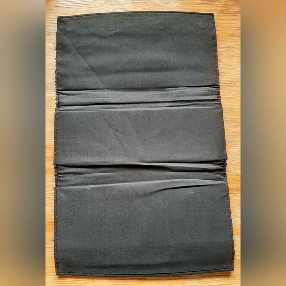 Miche Cover - Picture 2 of 3